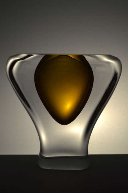 CHUNKY DAZZLINGLY BEAUTIFUL MODERN CZECH ART GLASS ARCHITECTURAL OBJECT, DESIGNED BY ALES VALNER