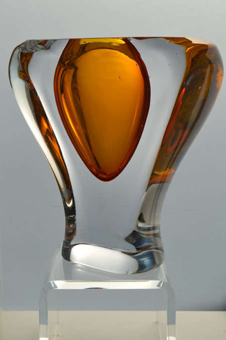 CHUNKY DAZZLINGLY BEAUTIFUL MODERN CZECH ART GLASS ARCHITECTURAL OBJECT, DESIGNED BY ALES VALNER