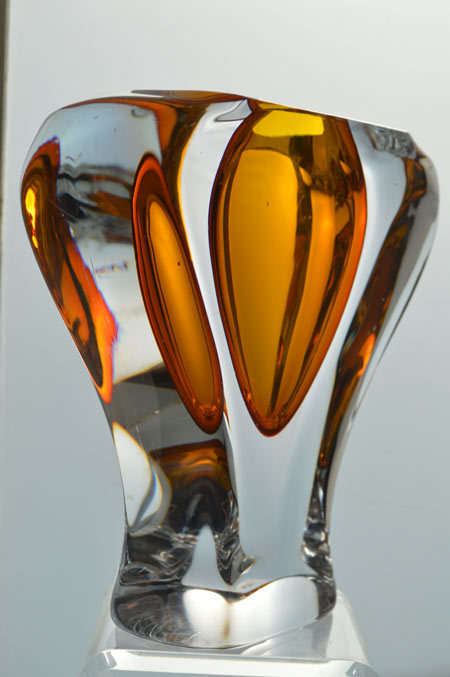 CHUNKY DAZZLINGLY BEAUTIFUL MODERN CZECH ART GLASS ARCHITECTURAL OBJECT, DESIGNED BY ALES VALNER