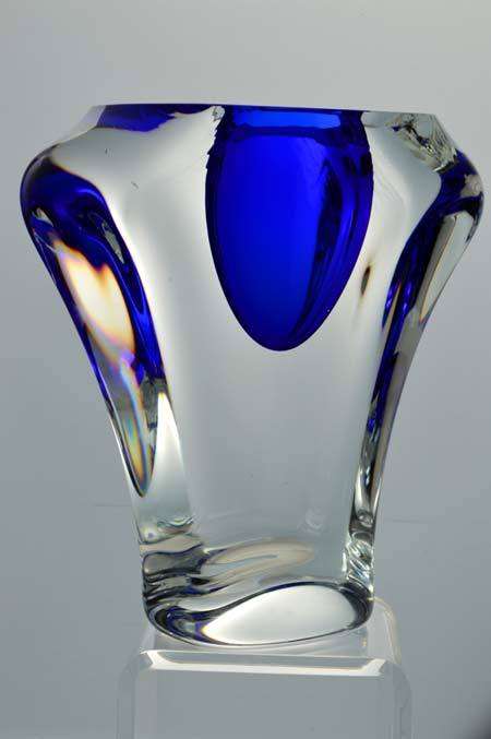 CHUNKY. DAZZLINGLY BEAUTIFUL MODERN CZECH ART GLASS ARCHITECTURAL OBJECT, DESIGNED BY ALES VALNER