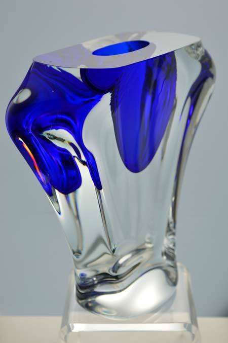 CHUNKY. DAZZLINGLY BEAUTIFUL MODERN CZECH ART GLASS ARCHITECTURAL OBJECT, DESIGNED BY ALES VALNER