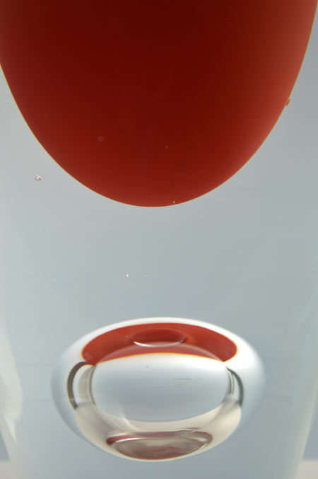 HEAVY MAGNIFICENT CONTEMPORARY CZECH ART GLASS SCULPTURAL VASE DESIGNED BY JERONIM TISLJAR