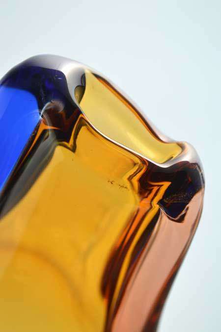 FAMOUS & MAGNIFICENT ICON OF CZECH ART GLASS, ELEGANT VASE DESIGNED BY HANA MACHOVSKA FOR MSTISOV