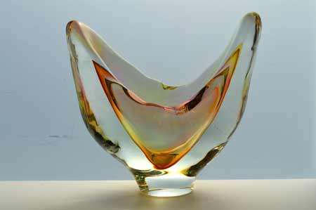 ** MAGNIFICENT AND VERY RARE ART GLASS SCULPTURE - CZECH ART GLASS AT ITS BEST! 'UNIKAT' STUDIO ITEM