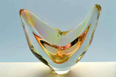 ** MAGNIFICENT AND VERY RARE ART GLASS SCULPTURE - CZECH ART GLASS AT ITS BEST! 'UNIKAT' STUDIO ITEM