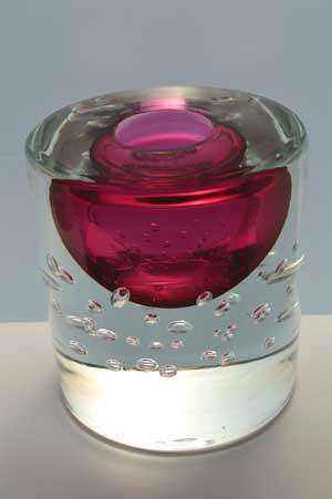 MAGNIFICENT CZECH ART GLASS VASE, DESIGNED FOR SKRDLOVICE GLASSWORKS (1974) BY PROF JAROSLAV SVOBODA