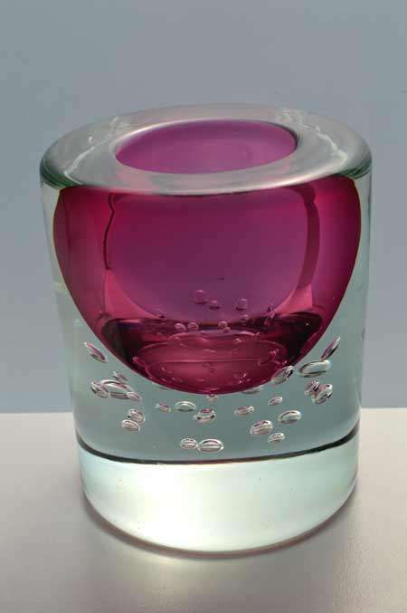 MAGNIFICENT CZECH ART GLASS VASE, DESIGNED FOR SKRDLOVICE GLASSWORKS (1974) BY PROF JAROSLAV SVOBODA
