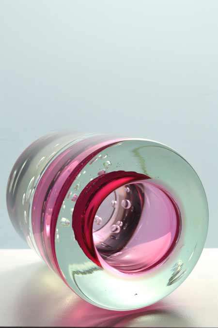 MAGNIFICENT CZECH ART GLASS VASE, DESIGNED FOR SKRDLOVICE GLASSWORKS (1974) BY PROF JAROSLAV SVOBODA
