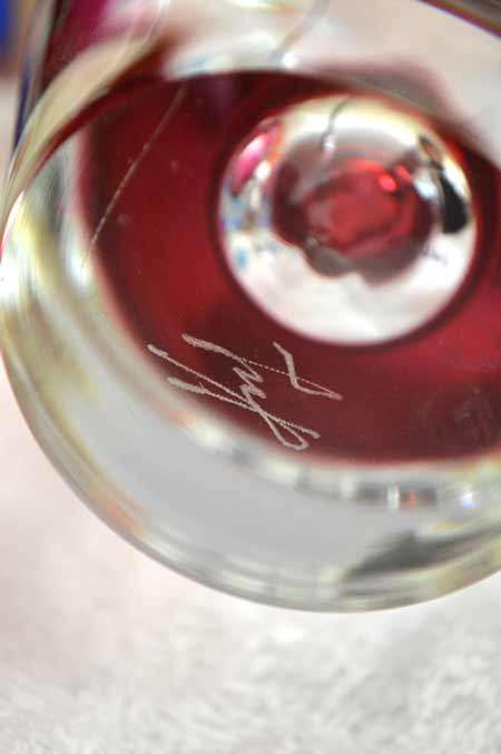 HEAVY MAGNIFICENT CONTEMPORARY CZECH ART GLASS SCULPTURAL VASE DESIGNED BY JERONIM TISLJAR