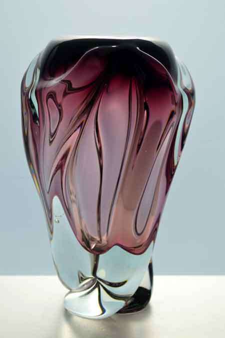 HUGE SOLID & HEAVY (RARE) CZECH ART GLASS CHRIBSKA VASE DESIGNED BY PROF JOSEF HOSPODKA IN THE 1970s