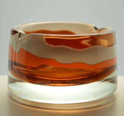 MAGNIFICENT 70s CZECH ART GLASS ASHTRAY, DESIGN: SKRDLOVICE GLASS (1973) BY PROF JAROSLAV SVOBODA
