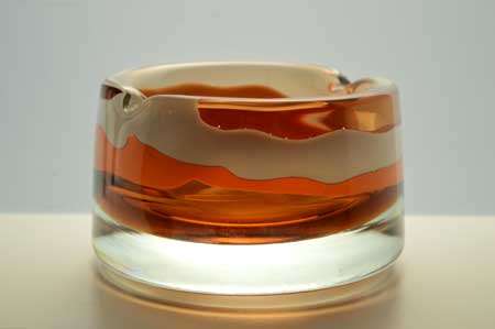 MAGNIFICENT 70s CZECH ART GLASS ASHTRAY, DESIGN: SKRDLOVICE GLASS (1973) BY PROF JAROSLAV SVOBODA