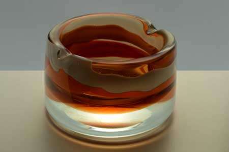MAGNIFICENT 70s CZECH ART GLASS ASHTRAY, DESIGN: SKRDLOVICE GLASS (1973) BY PROF JAROSLAV SVOBODA