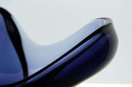 SUPERB CZECH ART GLASS SKRDLOVICE BOWL DESIGNED BY EMANUEL BERANEK (1899-1972) IN 1959