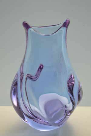 * MAGNIFICENT ZBS CZECH ART GLASS VASE, DESIGNED BY PROF MILOSLAV KLINGER (1922-1999)