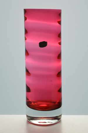 A DAZZLING MODERNIST OPTICAL NOVY BOR ART GLASS VASE DESIGNED BY KAREL WUNSCH : WITH BOHEMIA LABEL