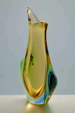 * A MAGNIFICENT & MOST ELEGANT CZECH ART GLASS VASE DESIGNED BY FRANTISEK ZEMEK FOR MSTISOV