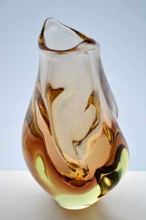 * MAGNIFICENT ZBS CZECH ART GLASS SCULPTURAL OBJECT, DESIGNED BY PROF MILOSLAV KLINGER (1922-1999)