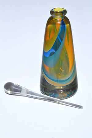 SIGNED AND DATED (1996) MAGNIFICENT AND HIGHLY COLLECTABLE DAVID READE PERFUME BOTTLE WITH STOPPER