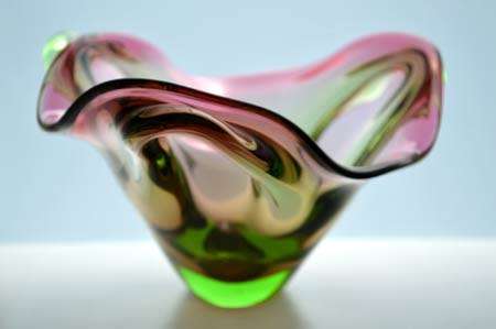 * MAGNIFICENT & VERY RARE MARIA STAHLIKOVA CZECH ART GLASS BOWL, DESIGNED FOR SKRDLOVICE IN 1960s