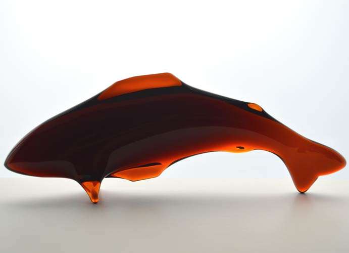 *ELEGANT EARLY 1970s ZBS CZECH ART GLASS SCULPTURE OF A FISH, DESIGNED MILOSLAV JANKU (1916-1994)