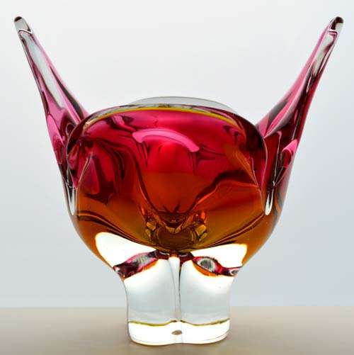 BEAUTIFUL CZECH ART GLASS CHRIBSKA SCULPTURE DESIGNED BY PROF JOSEF HOSPODKA IN THE 1970s