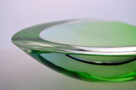 DAZZLINGLY BEAUTIFUL MODERNIST SCULPTURAL BOWL : CONTEMPORARY CZECH DESIGN BY RADEK KOLBABEK