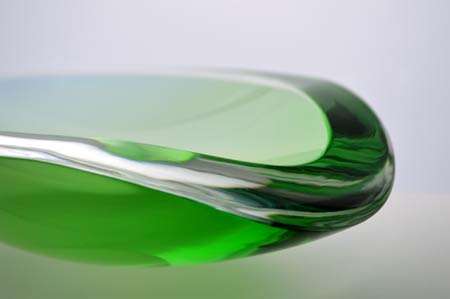 DAZZLINGLY BEAUTIFUL MODERNIST SCULPTURAL BOWL : CONTEMPORARY CZECH DESIGN BY RADEK KOLBABEK