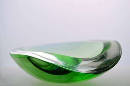 DAZZLINGLY BEAUTIFUL MODERNIST SCULPTURAL BOWL : CONTEMPORARY CZECH DESIGN BY RADEK KOLBABEK