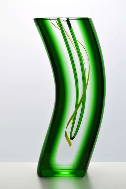 DAZZLINGLY BEAUTIFUL & HEAVY EMERALD VASE, DESIGNED BY MR PAVEL HAVELKA (1969-)