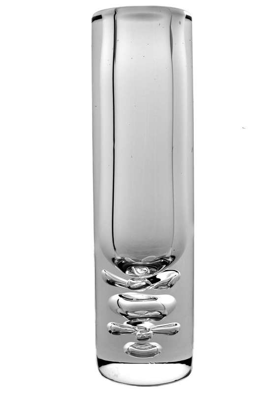 DAZZLING, TRANSPARENT & HEAVY SKRDLOVICE VASE, DESIGNED BY JAN BERANEK (1933-) IN 1980