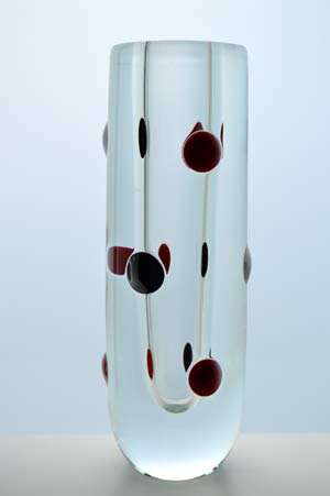 NUMBERED FUNKY MODERNIST `HARLEQUIN` SCULPTURAL VASE : MODERN CZECH ART GLASS DESIGN AT ITS BEST!
