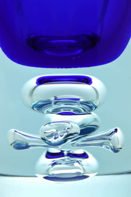 DAZZLINGLY BEAUTIFUL AZURE & BLUE (HEAVY) SKRDLOVICE VASE DESIGNED BY JAN BERANEK (1933-) IN 1980