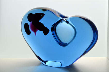 A VERY RARE and VERY BEAUTIFUL CZECH ART GLASS `HEART` BOWL, DESIGNED BY VLADIMIR JELINEK (1934-)