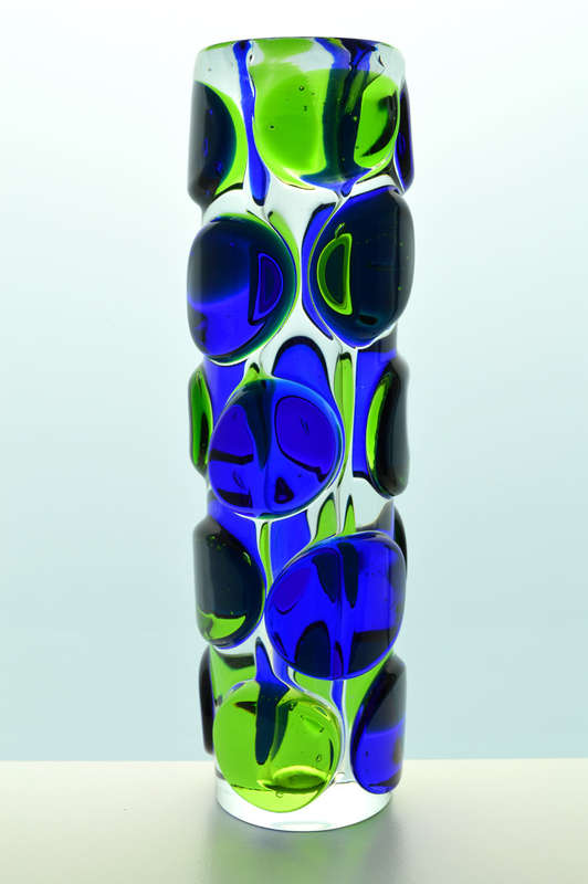 MAGNIFICENT CZECH ART GLASS VASE DESIGNED FOR SKRDLOVICE GLASSWORKS IN 1972 BY PROF JAROSLAV SVOBODA