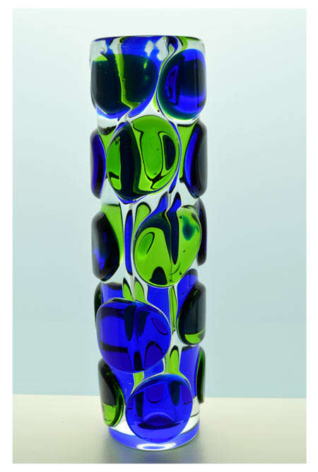 MAGNIFICENT CZECH ART GLASS VASE DESIGNED FOR SKRDLOVICE GLASSWORKS IN 1972 BY PROF JAROSLAV SVOBODA