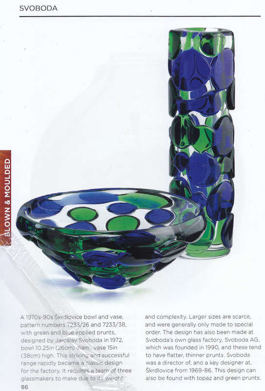 MAGNIFICENT CZECH ART GLASS VASE DESIGNED FOR SKRDLOVICE GLASSWORKS IN 1972 BY PROF JAROSLAV SVOBODA