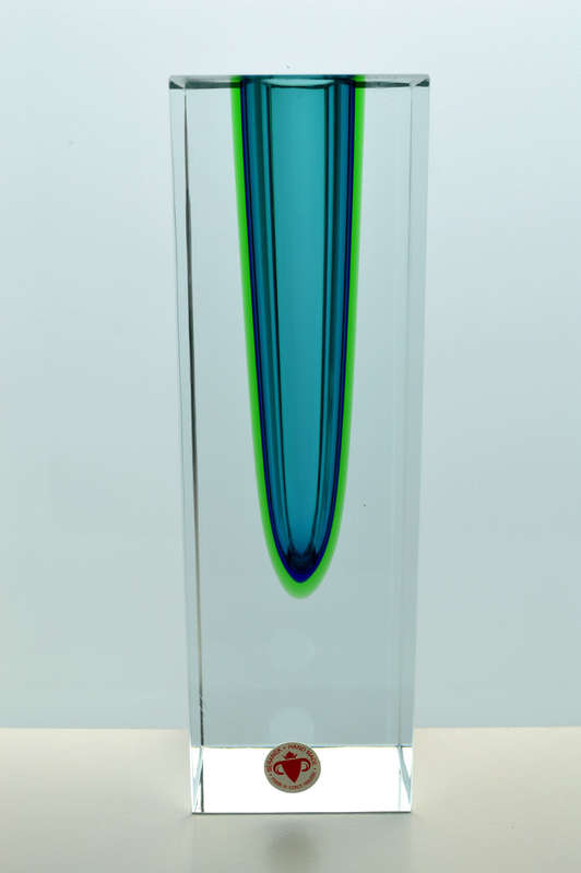 PERFECT & MAGNIFICENT CZECH ART GLASS VASE DESIGNED FOR BERANEK GLASSWORKS BY PROF JAROSLAV SVOBODA