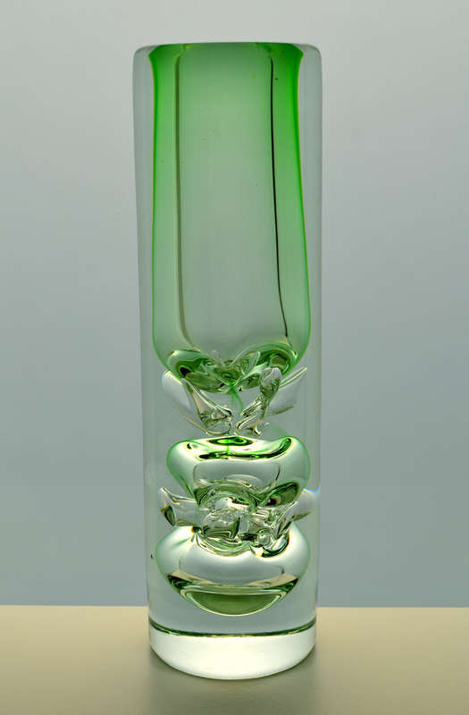 DAZZLING, TRANSPARENT & HEAVY SKRDLOVICE VASE, DESIGNED BY JAN BERANEK (1933-) IN 1980