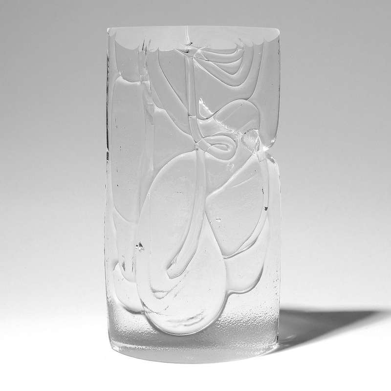 MAGNIFICENT CZECH ART GLASS SCULPTURE (1990) BY CONTEMPORARY MASTER GLASS DESIGNER PETR HORA