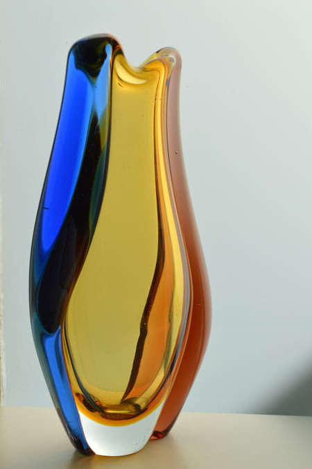 FAMOUS & MAGNIFICENT ICON OF CZECH ART GLASS, ELEGANT VASE DESIGNED BY HANA MACHOVSKA FOR MSTISOV