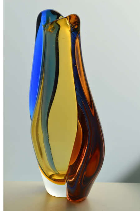 FAMOUS & MAGNIFICENT ICON OF CZECH ART GLASS, ELEGANT VASE DESIGNED BY HANA MACHOVSKA FOR MSTISOV
