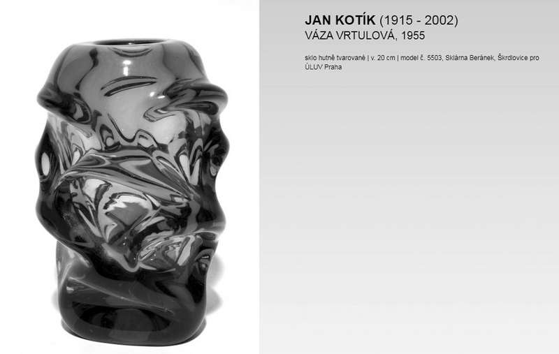HALLMARK DESIGN: HEAVY SKRDLOVICE PALE AMBER & GREEN `ATLAS` VASE, DESIGNED BY JAN KOTIK