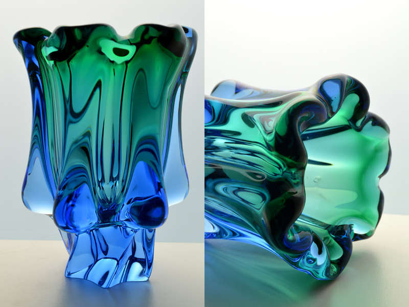 BEAUTIFUL CZECH ART GLASS CHRIBSKA SCULPTURAL VASE DESIGNED BY PROF JOSEF HOSPODKA IN THE 1970s