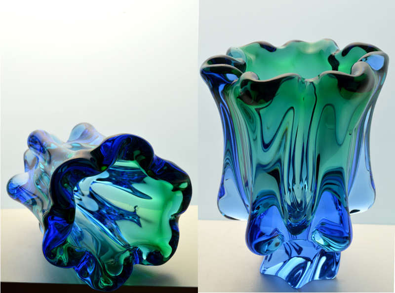 BEAUTIFUL CZECH ART GLASS CHRIBSKA SCULPTURAL VASE DESIGNED BY PROF JOSEF HOSPODKA IN THE 1970s