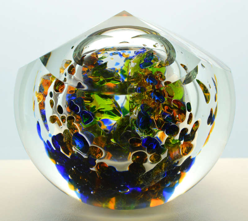 SUPERB MODERN AND CONTEMPORARY CZECH ART GLASS SCULPTURE DESIGNED FOR NOVY BOR BY JOSEF STAROSTA