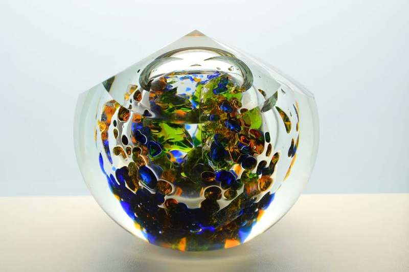 SUPERB MODERN AND CONTEMPORARY CZECH ART GLASS SCULPTURE DESIGNED FOR NOVY BOR BY JOSEF STAROSTA