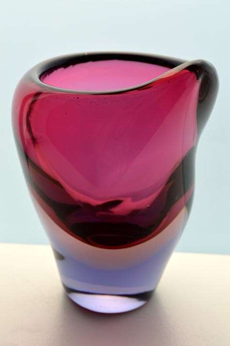 MAGNIFICENT & VERY RARE MARIA STAHLIKOVA CZECH ART GLASS VASE, DESIGNED FOR SKRDLOVICE GLASS WORKS