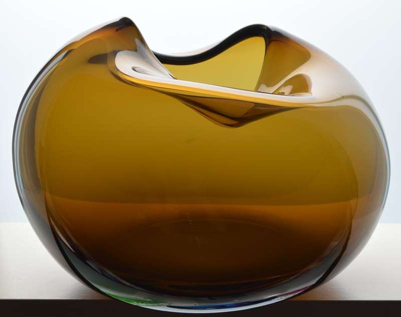 A DAZZLINGLY BEAUTIFUL MODERNIST `PEBBLES` BOWL, DESIGNED BY AND MADE FOR KATE HUME IN 2013