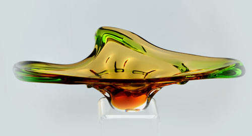 * BARGAIN! A DAZZLING, VERY LARGE GREEN AND AMBER CZECH ART GLASS MSTISOV / MOSER BOWL 1970/1980s